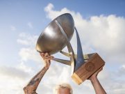 Italo Ferreira é campeão mundial na final com Gabriel Medina no Billabong Pipe Masters