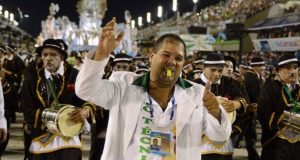 A Santa Cruz renova com Riquinho e aposta em prata da casa como seus Mestres de Bateria para 2025